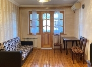 Satılır 2 otaqlı 32 m2 köhnə tikili Xalqlar Dostluğu m.