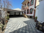 Satılır 4 otaqlı 126 m2 həyət evi Biləcəri