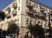 Satılır 1 otaqlı 32 m2 köhnə tikili 28 May m.