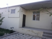 Satılır 3 otaqlı 190 m2 həyət evi Qobu