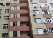 Satılır 3 otaqlı 130 m2 yeni tikili Sumqayıt