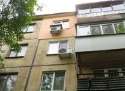 Satılır 2 otaqlı 42 m2 köhnə tikili 4 mkr