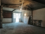 Satılır 2 otaqlı 100 m2 obyekt Yeni Yasamal