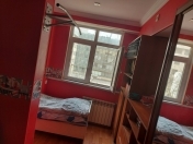 İcarəyə verilir 3 otaqlı 65 m2 köhnə tikili Gənclik m.