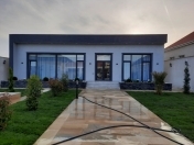 Satılır 4 otaqlı 170 m2 bağ evi Şüvəlan Park ticarət mərkəzi
