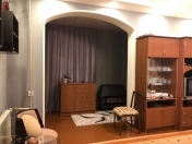 Satılır 1 otaqlı 60 m2 köhnə tikili Əhmədli