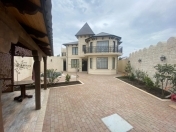 Satılır 4 otaqlı 180 m2 bağ evi Mərdəkan