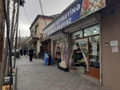 Satılır 14 otaqlı 550 m2 obyekt Badamdar