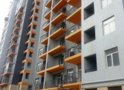 Satılır 2 otaqlı 100 m2 yeni tikili Memar Əcəmi m.