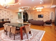 Satılır 5 otaqlı 250 m2 yeni tikili Nəriman Nərimanov m.