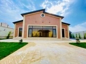Satılır 4 otaqlı 180 m2 bağ evi Mərdəkan