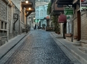 İcarəyə verilir 1 otaqlı 31 m2 ofis İçəri Şəhər