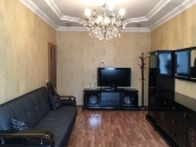 İcarəyə verilir 2 otaqlı 45 m2 köhnə tikili Hərbi Hospital