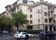 Satılır 1 otaqlı 25 m2 köhnə tikili Gənclik m.