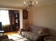 Satılır 3 otaqlı 67 m2 köhnə tikili Memar Əcəmi m.