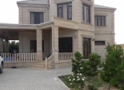 Satılır 7 otaqlı 365 m2 bağ evi Novxanı