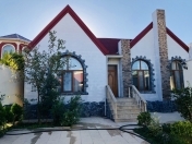 Satılır 4 otaqlı 120 m2 bağ evi Mərdəkan