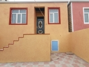 Satılır 3 otaqlı 100 m2 həyət evi Balaxanı