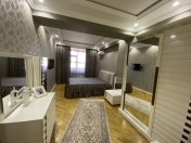 Satılır 3 otaqlı 130 m2 yeni tikili Y.Günəşli