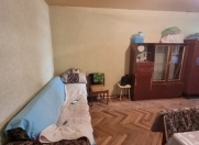 Satılır 1 otaqlı 35 m2 köhnə tikili Elmlər Akademiyası m.