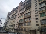 Satılır 5 otaqlı 100 m2 köhnə tikili Gənclik m.