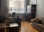 Satılır 3 otaqlı 150 m2 obyekt 8 km