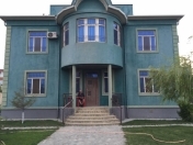 İcarəyə verilir 8 otaqlı 350 m2 bağ evi Novxanı