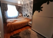 Satılır 2 otaqlı 45 m2 köhnə tikili Qara Qarayev m.