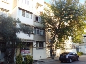 Satılır 2 otaqlı 50 m2 köhnə tikili 8 km