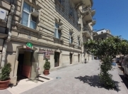 Satılır 9 otaqlı 400 m2 obyekt İçəri Şəhər m.