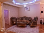 Satılır 3 otaqlı 130 m2 yeni tikili 8 mkr