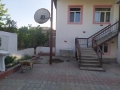 İcarəyə verilir 5 otaqlı 200 m2 həyət evi Buzovna