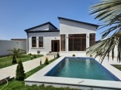 Satılır 4 otaqlı 160 m2 bağ evi Şüvəlan Park ticarət mərkəzi