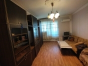 İcarəyə verilir 2 otaqlı 60 m2 köhnə tikili Gənclik m.