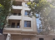 Satılır 4 otaqlı 164 m2 yeni tikili Tibb Universiteti