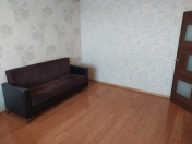 İcarəyə verilir 1 otaqlı 44 m2 yeni tikili Y.Günəşli