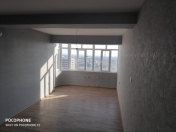 Satılır 2 otaqlı 83 m2 yeni tikili Qara Qarayev m.