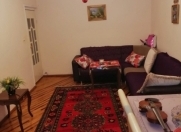 Satılır 2 otaqlı 52 m2 köhnə tikili Xalqlar Dostluğu m.