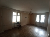 Satılır 1 otaqlı 33 m2 köhnə tikili Bakı Dövlət Universiteti