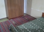 Satılır 3 otaqlı 68 m2 köhnə tikili Y.Günəşli