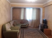 İcarəyə verilir 3 otaqlı 100 m2 köhnə tikili Gənclik m.