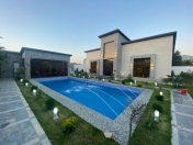 Satılır 4 otaqlı 200 m2 bağ evi Mərdəkan