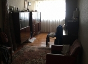 Satılır 4 otaqlı 73 m2 köhnə tikili Gənclik m.