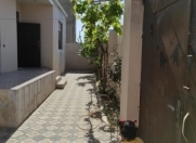 Satılır 3 otaqlı 100 m2 həyət evi Ramana