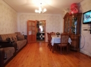 Satılır 2 otaqlı 55 m2 köhnə tikili Qara Qarayev m.