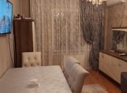 Satılır 2 otaqlı 52 m2 köhnə tikili Xalqlar Dostluğu m.