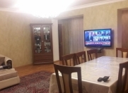 Satılır 5 otaqlı 150 m2 köhnə tikili 8 mkr