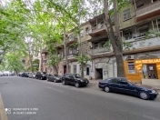 İcarəyə verilir 3 otaqlı 80 m2 ofis 28 May m.