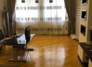 Satılır 3 otaqlı 125 m2 yeni tikili Memar Əcəmi m.