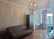 Satılır 2 otaqlı 50 m2 köhnə tikili Gənclik m.